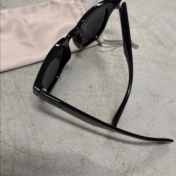 Stylish Black Sunglasses with Case BRAND NEW Large Black Frames by FLOATS